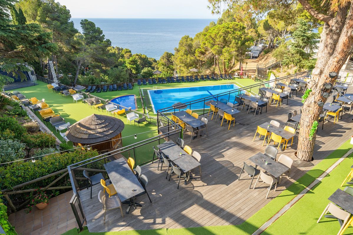 Camping Cala Llevado Tossa De Mar Costa Brava Espagne Homair Vacances 4703