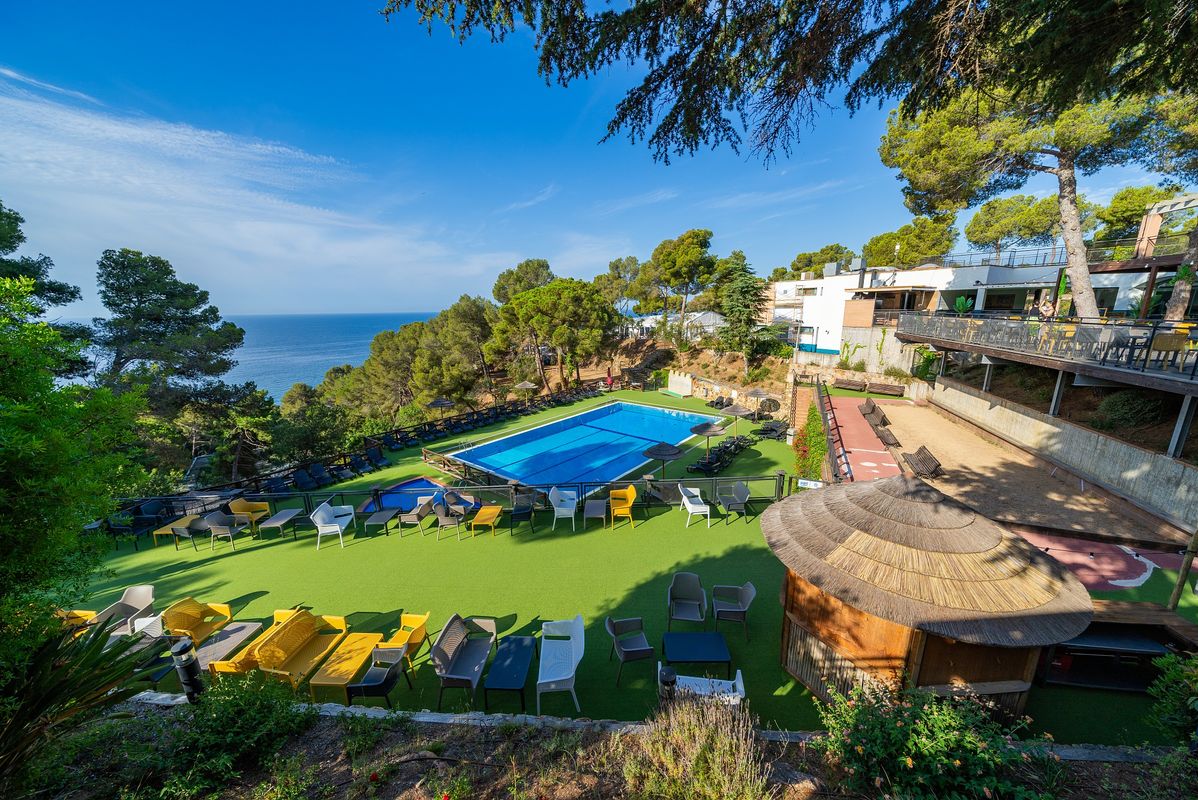 Camping Cala Llevado Tossa De Mar Costa Brava Espagne Homair Vacances 7956