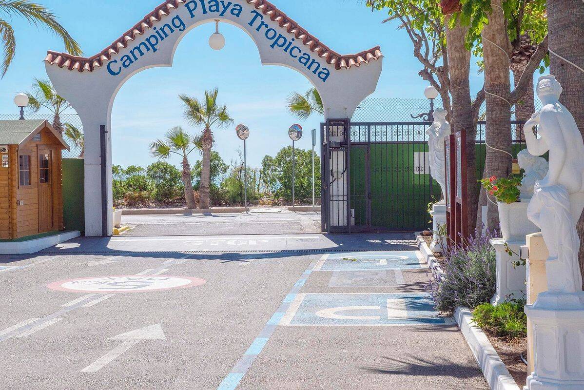 Campsite Playa Tropicana, Spain