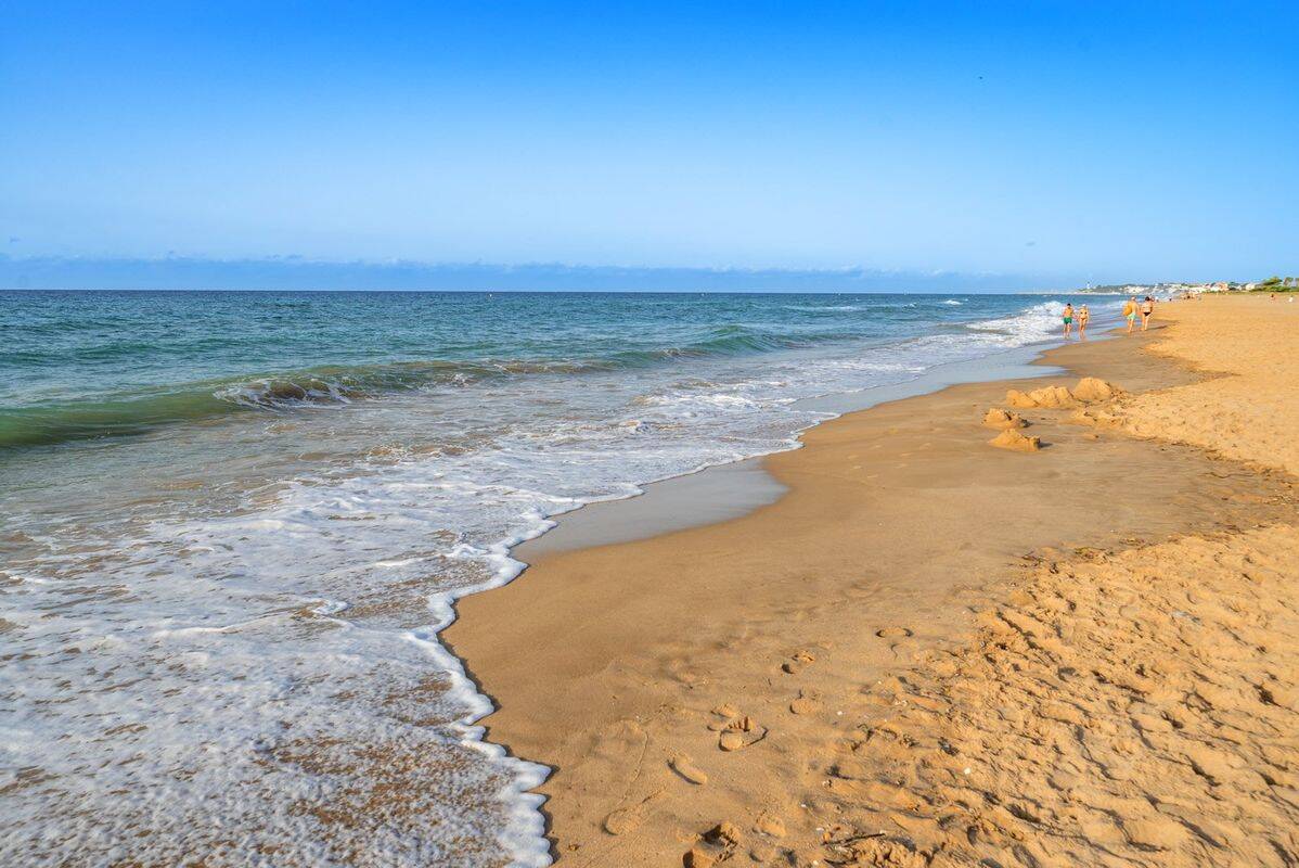 À 2km du camping, profitez du sable et de la mer pour vous rafraîchir ! - Camping Creixell Camping & Family Resort, Espagne, Costa Dorada, Creixell
