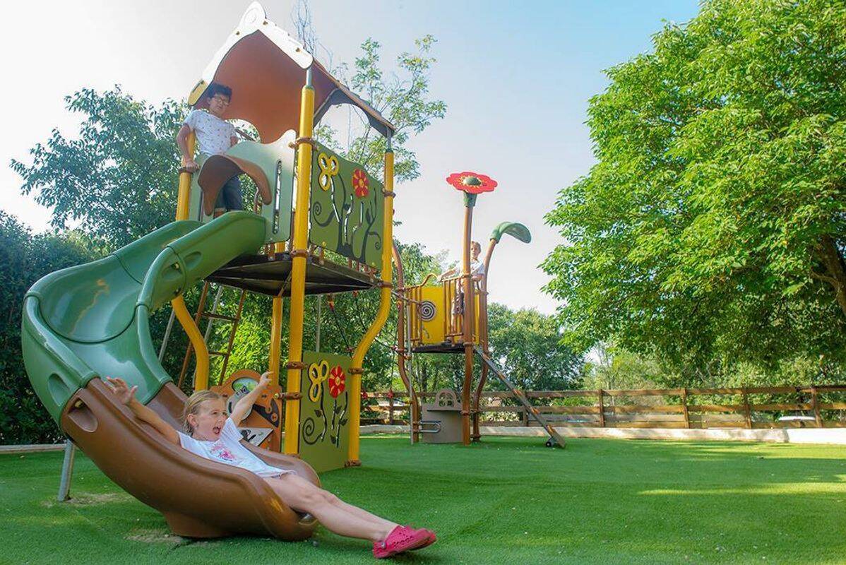 Campsite Le Petit Bois, France, Ardèche