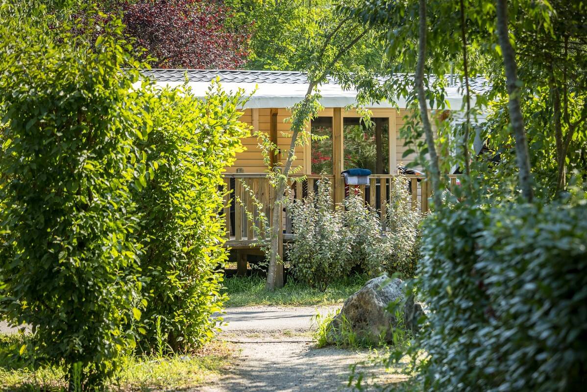 Camping Le Domaine du Cros d'Auzon, France, Ardèche, Vogüe