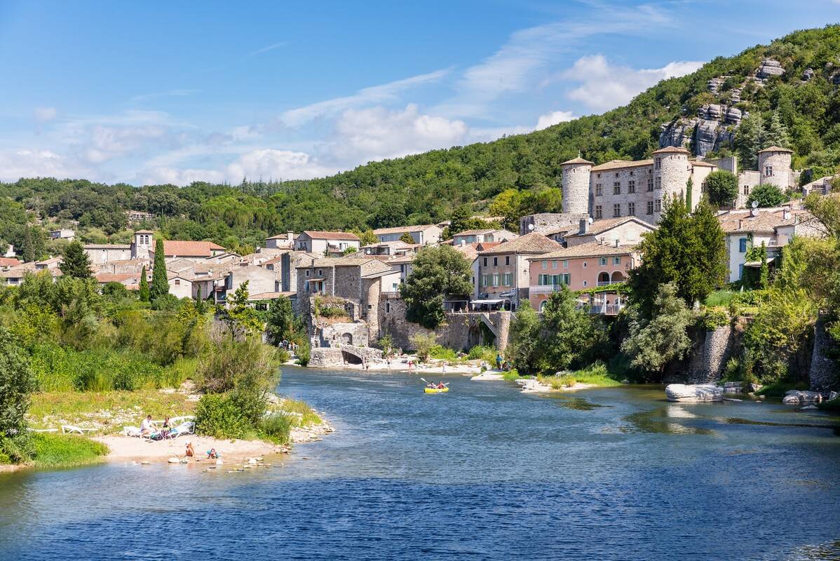 Camping Le Domaine du Cros d'Auzon, France, Ardèche, Vogüe