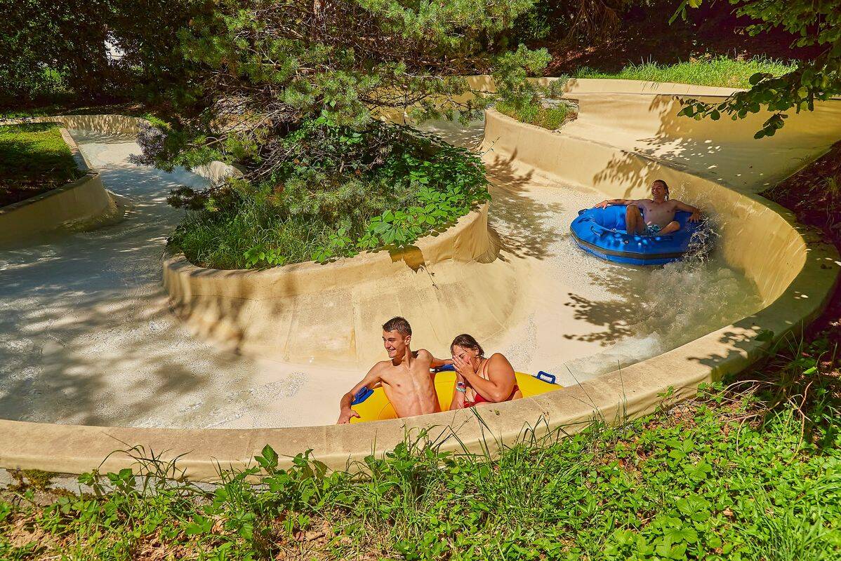 Camping Domaine des Tours, Francia