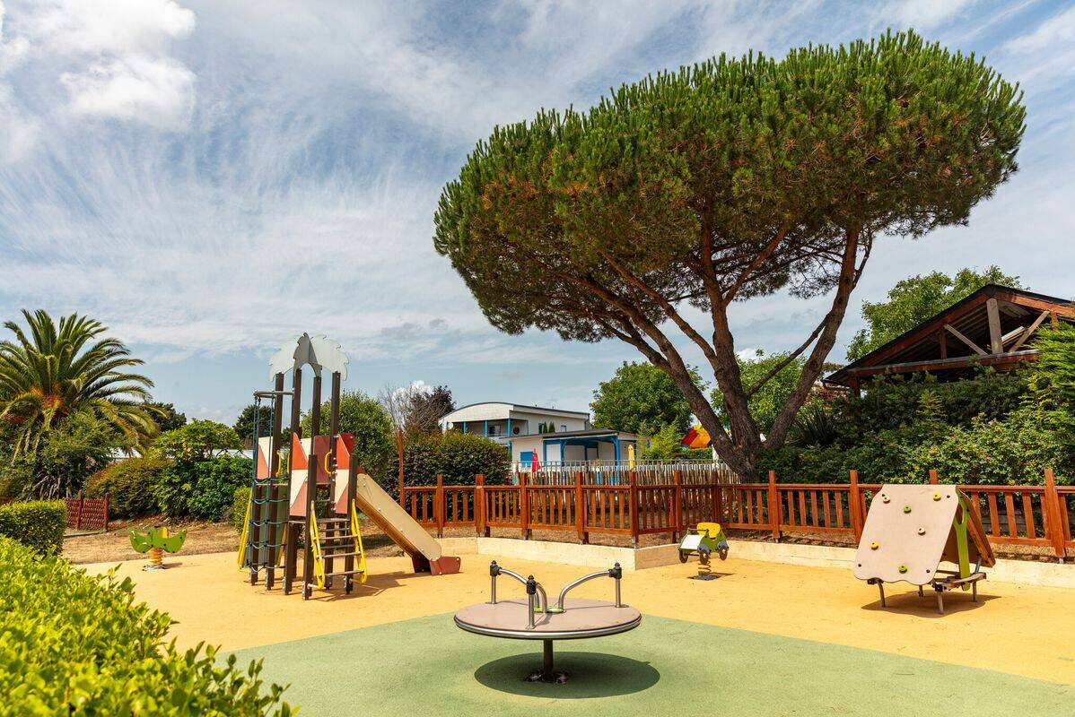 Campsite Le Helles, France, Brittany