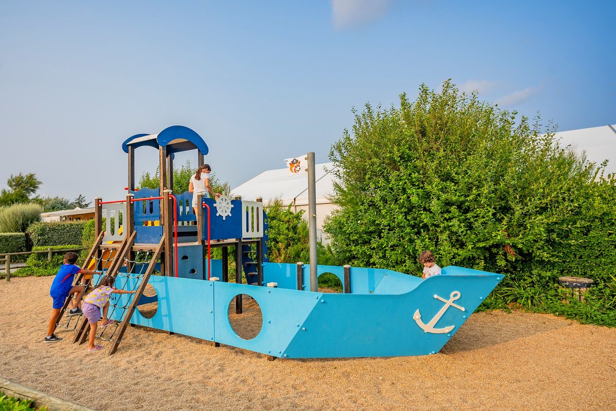 Campsite Le Domaine de Ker Ys, France, Brittany, St Nic