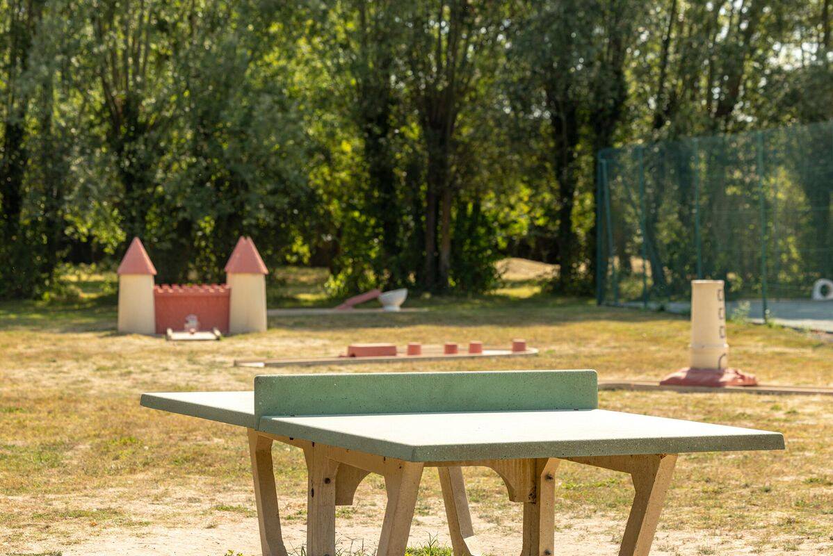 Camping Le Domaine de la Brèche, France, Centre-Val de Loire, Varennes-sur-Loire