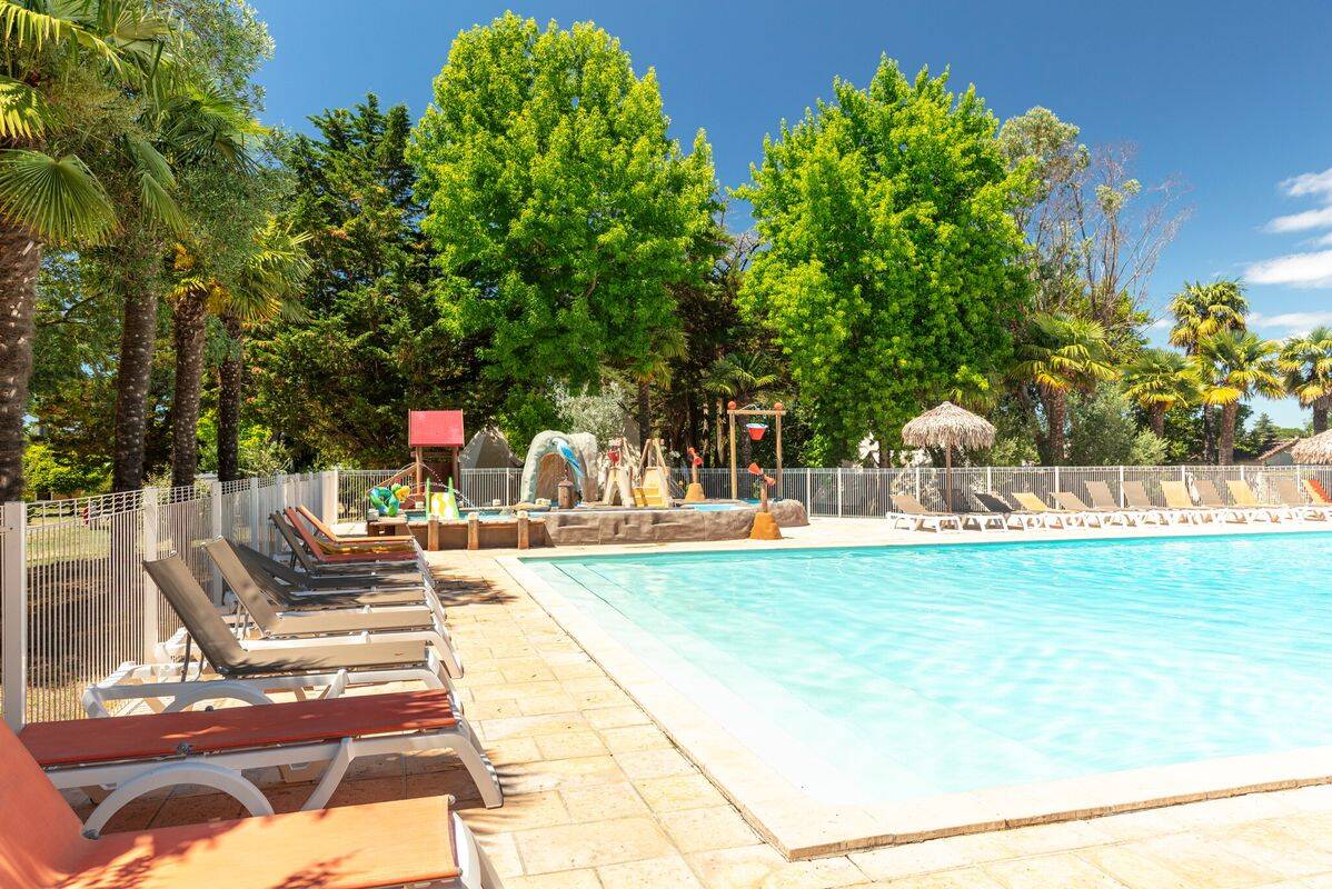 Campsite Embruns d'Oléron, France, Charente Maritime