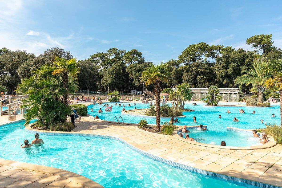 Campsite Le Logis, France, Charente Maritime, St Palais sur Mer