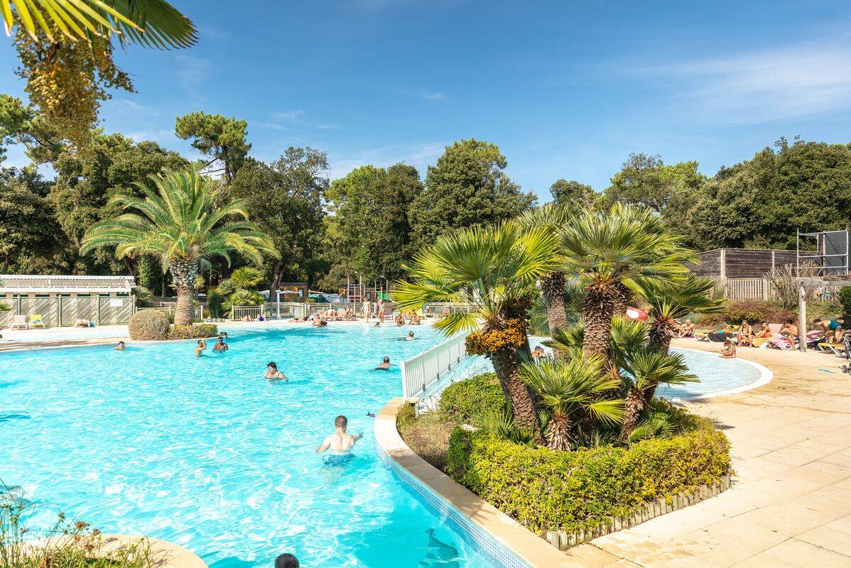 Campsite Le Logis, France, Charente Maritime, St Palais sur Mer