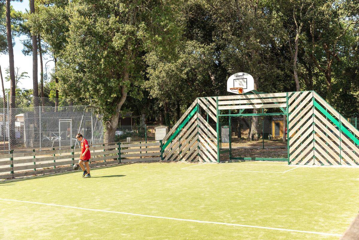 Campsite Le Logis, France, Charente Maritime, St Palais sur Mer