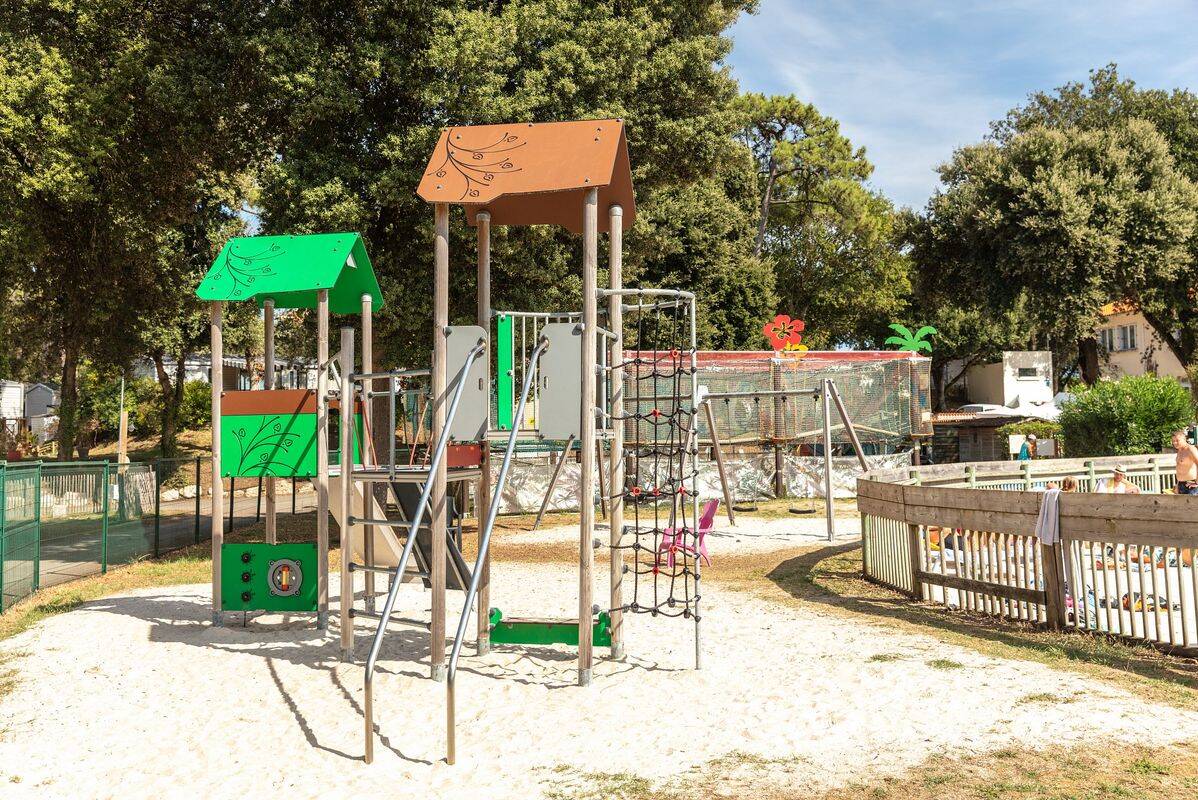 Campsite Le Logis, France, Charente Maritime, St Palais sur Mer