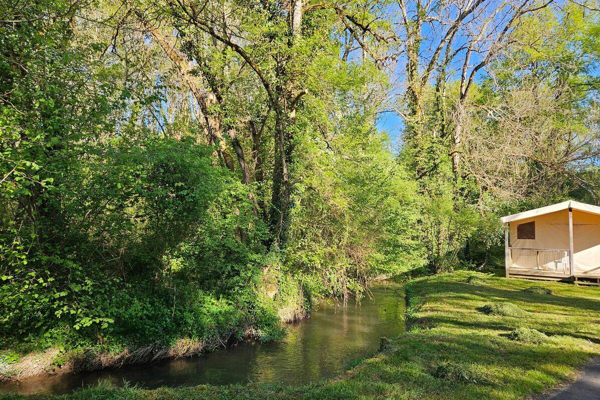 Campsite Aqua Viva, France, Dordogne - Périgord