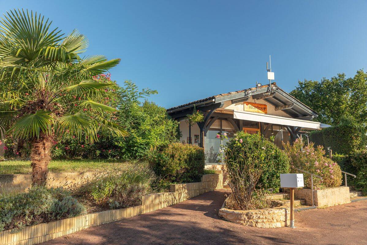 Campsite Le Mas de Sireuil, France, Dordogne - Périgord