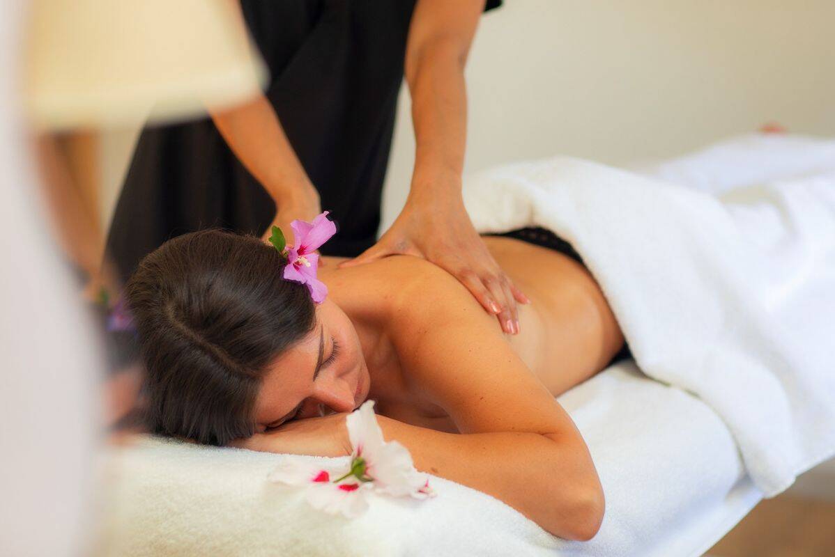 Campsite Château de Fonrives, France, Dordogne - Périgord