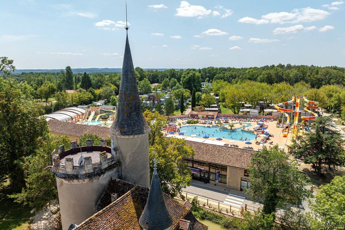 Campsite Château de Fonrives, France, Dordogne - Périgord