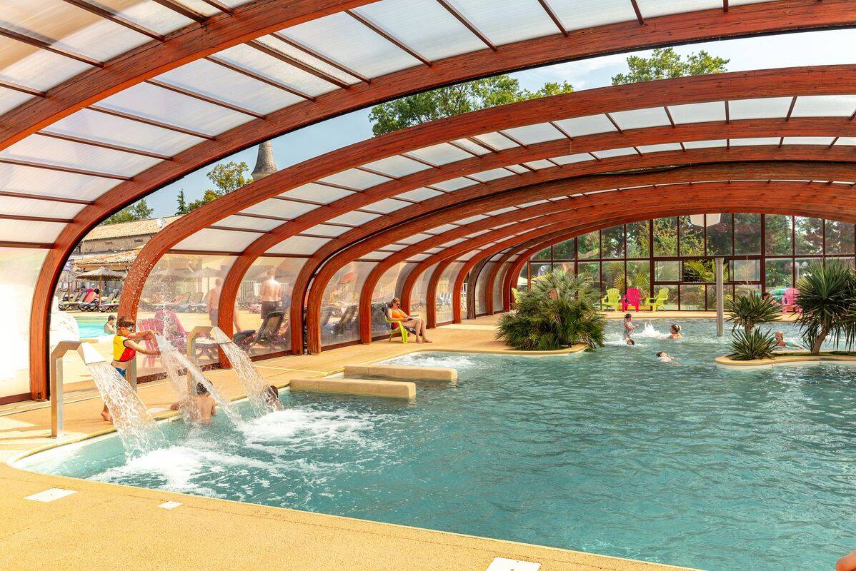 Campsite Château de Fonrives, France, Dordogne - Périgord