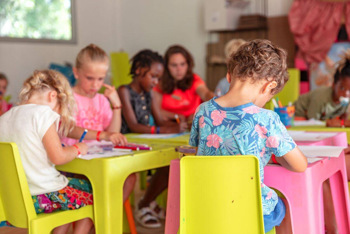 Campsite Château de Fonrives, France, Dordogne - Périgord
