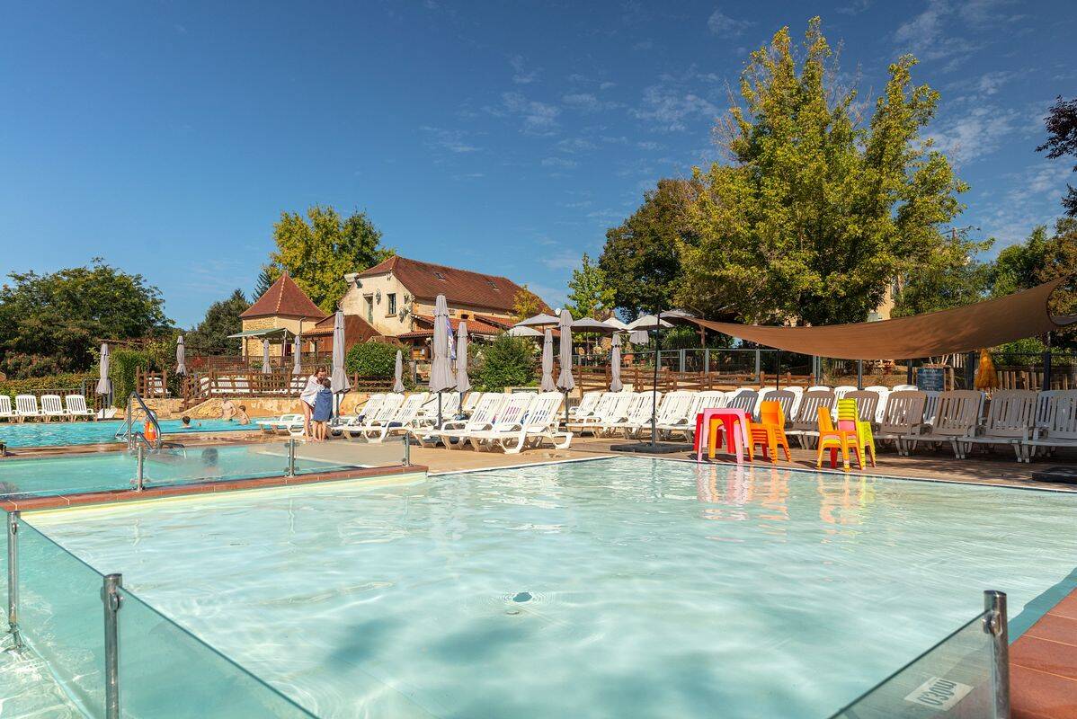 Campsite Les grottes de Roffy, France, Dordogne - Périgord