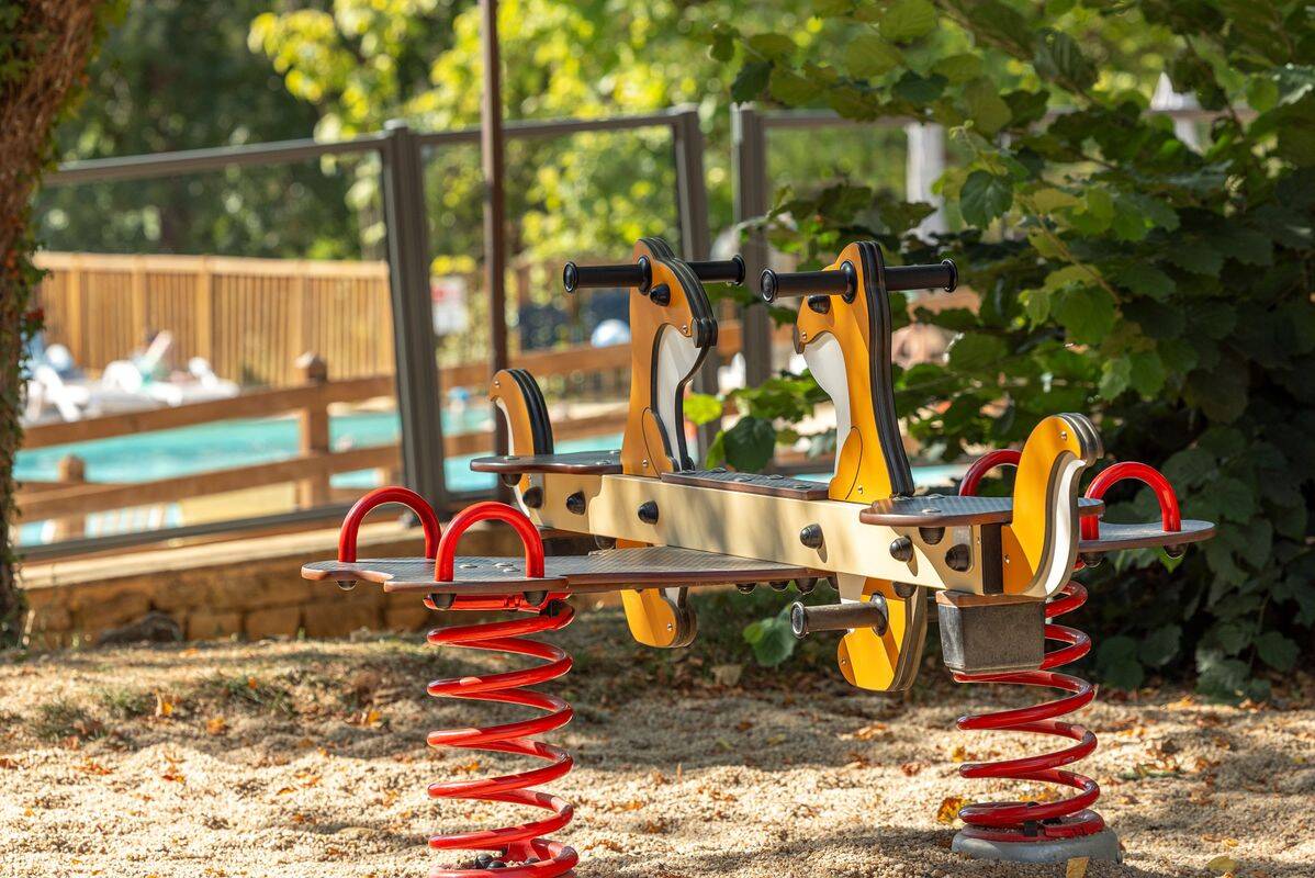 Campsite Les grottes de Roffy, France, Dordogne - Périgord