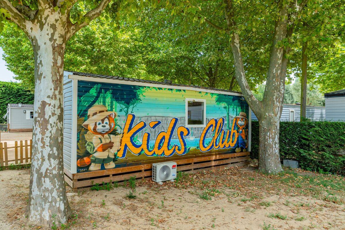 Campeggio Château de Galaure, Francia
