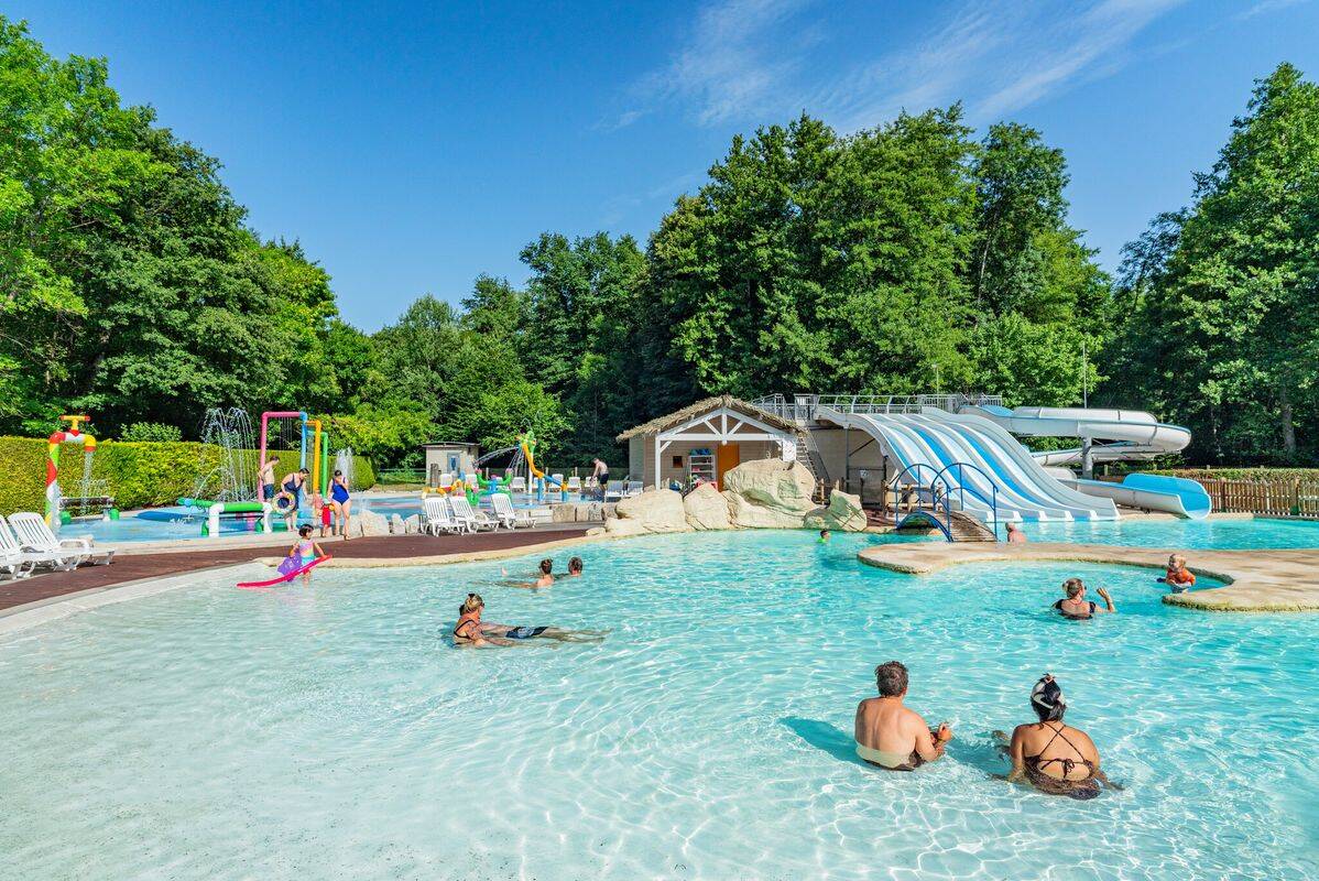 Campsite Val de Bonnal, France, Franche-Comté
