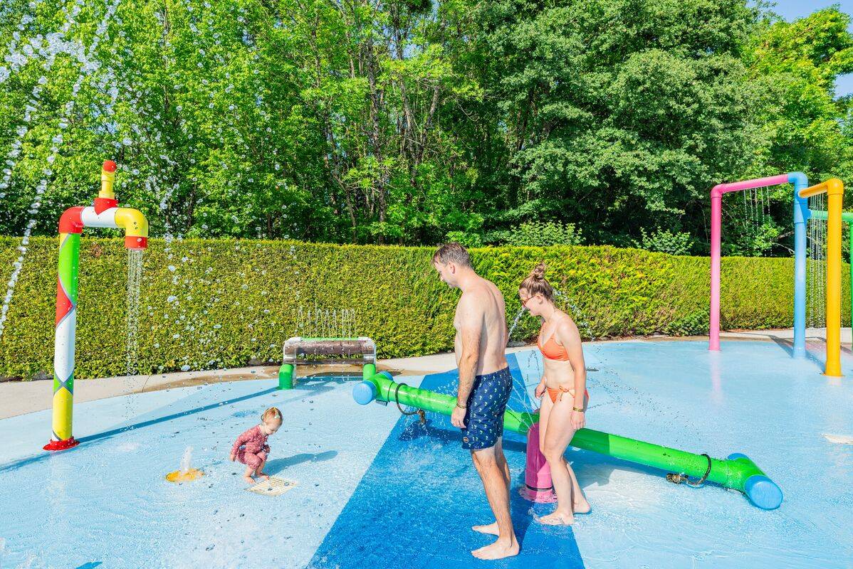 Campsite Val de Bonnal, France, Franche-Comté