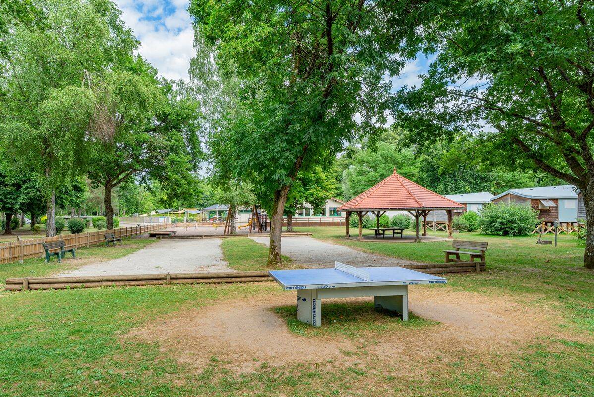 Campsite Val de Bonnal, France, Franche-Comté