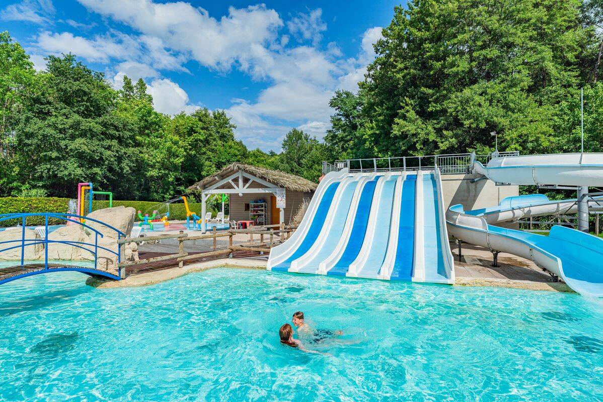 Campsite Val de Bonnal, France, Franche-Comté
