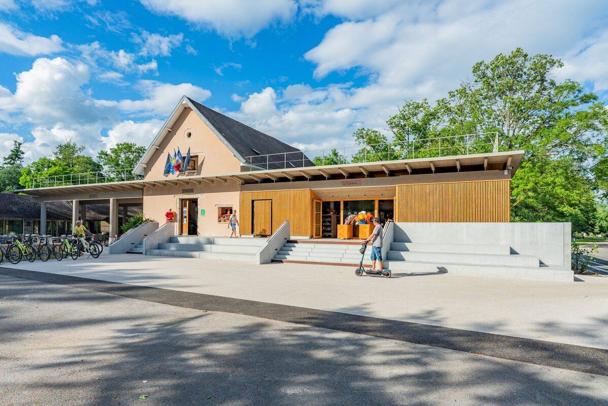 Campsite Val de Bonnal, France, Franche-Comté