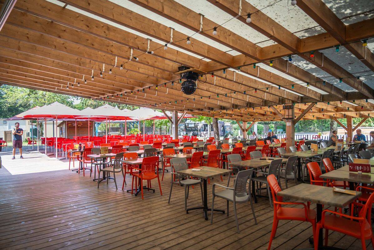 Camping Fontaine Vieille, Francia, Gironda