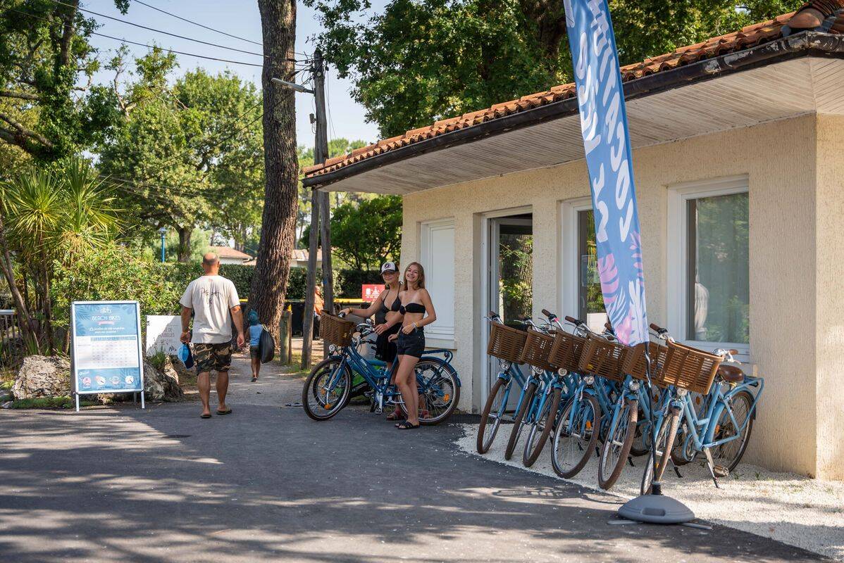 Camping Fontaine Vieille, Francia, Gironda
