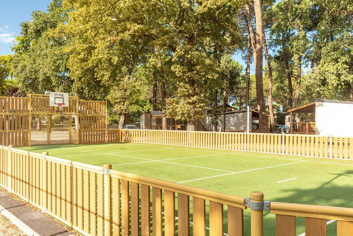 Camping Fontaine Vieille, Francia, Gironda