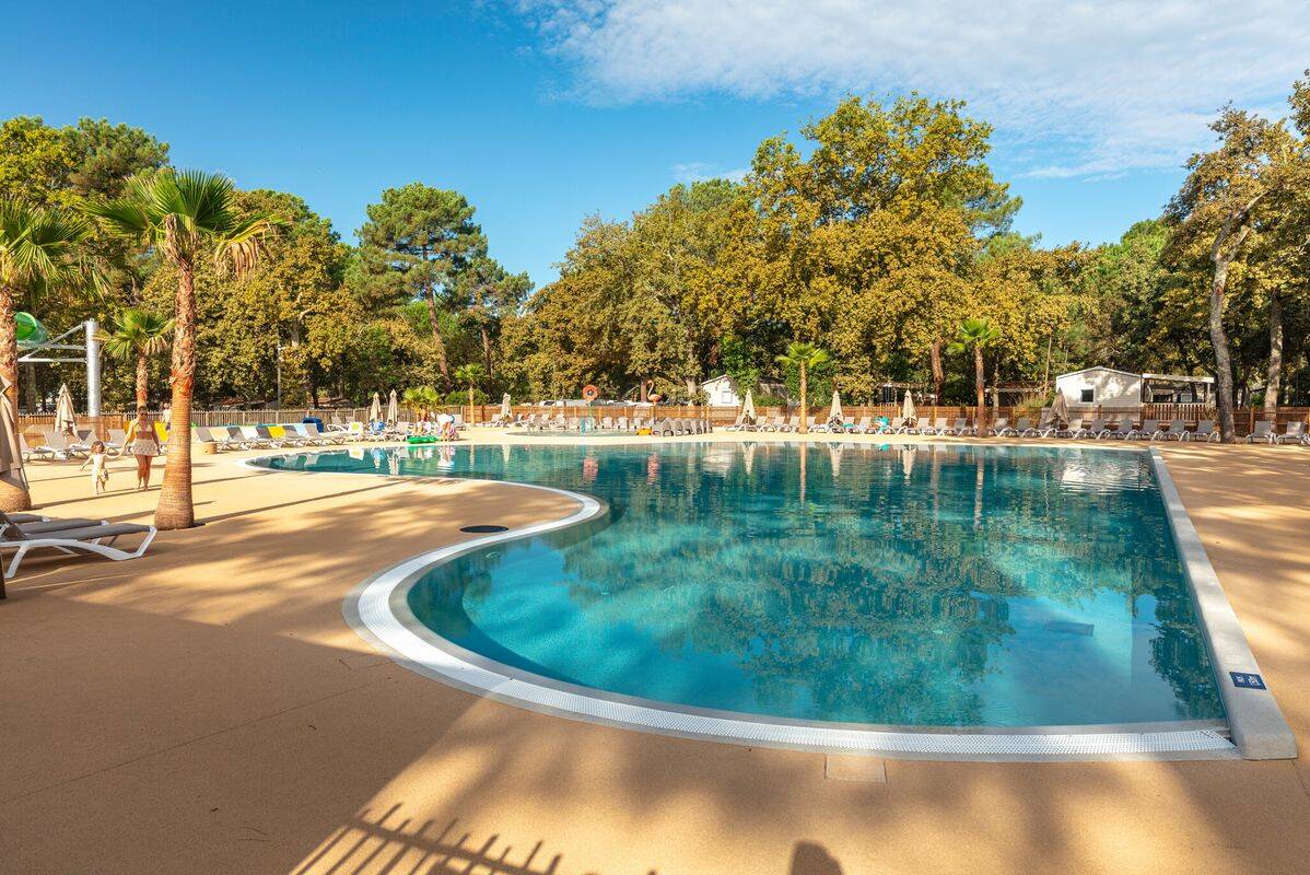 Camping Fontaine Vieille, Francia, Gironda