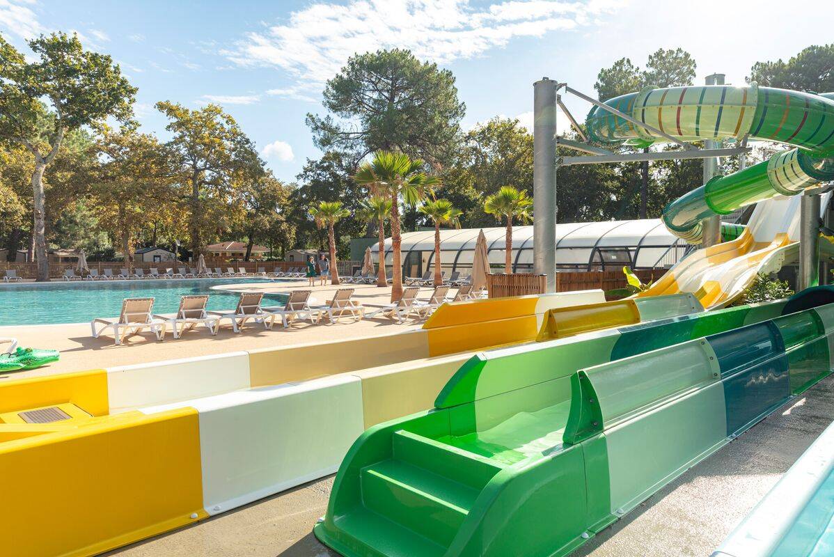 Camping Fontaine Vieille, Francia, Gironda