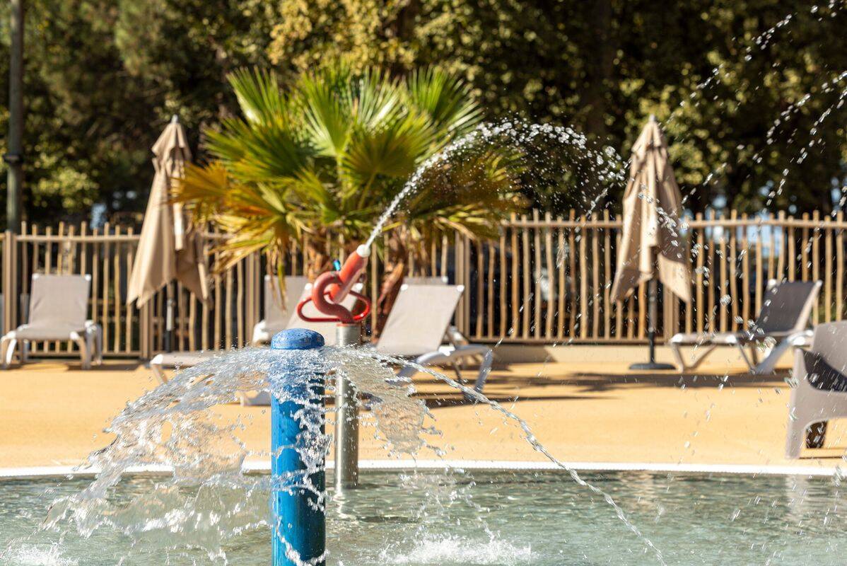 Camping Fontaine Vieille, Francia, Gironda