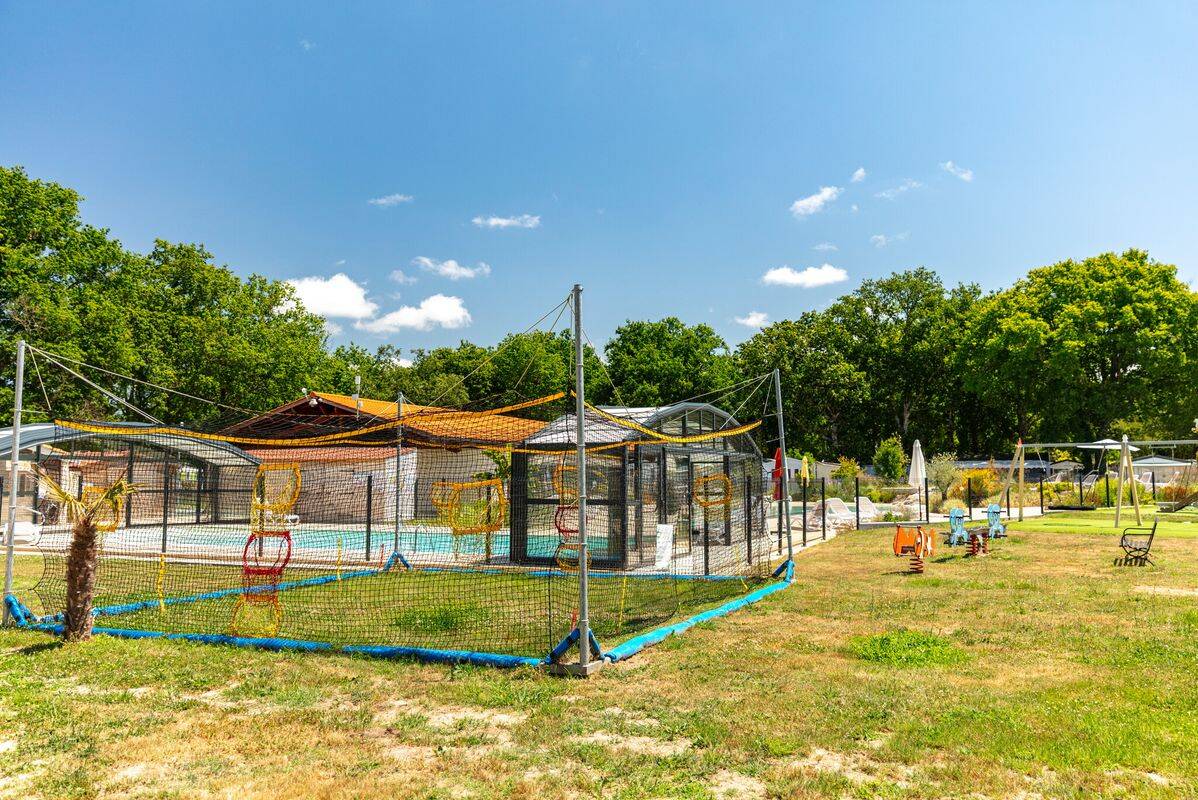 Campsite Le Vieux Moulin, France, Gironde