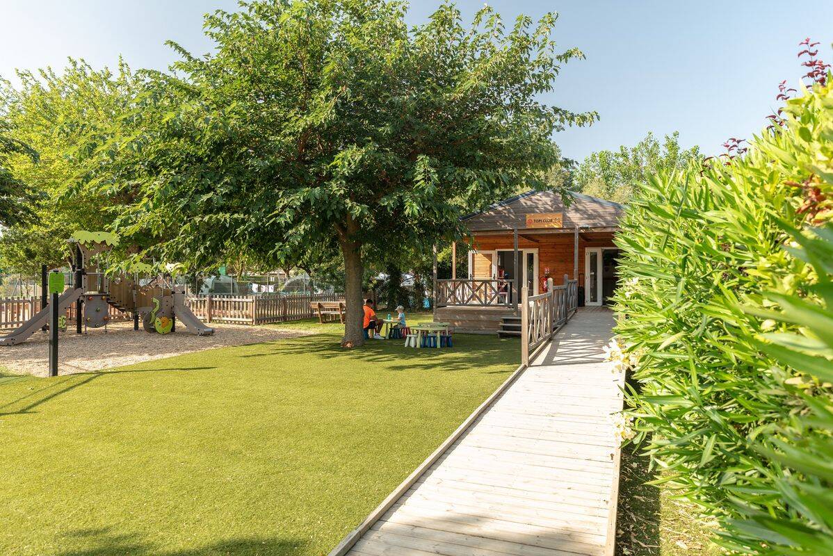 Campsite CAMPING LE NEPTUNE, France, Languedoc Roussillon, Argelès sur Mer