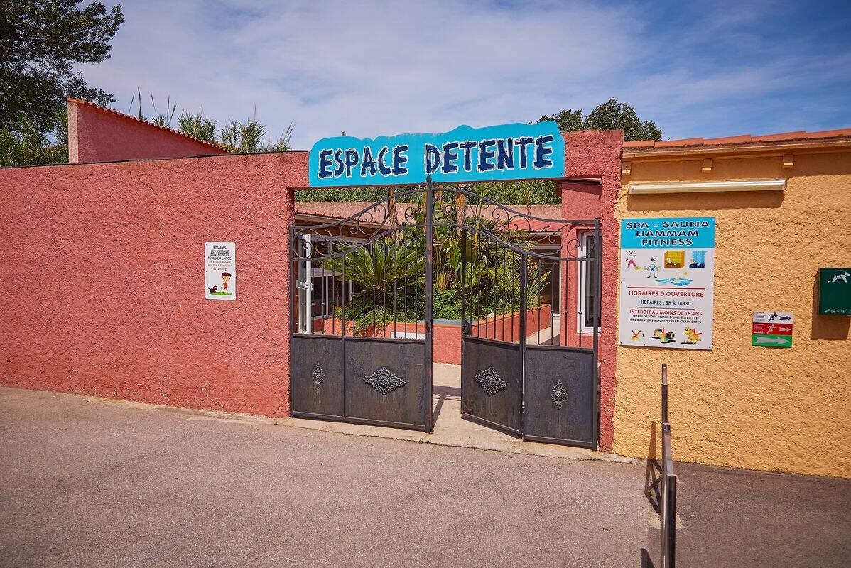 Campsite Le Front de Mer, France, Languedoc Roussillon, Argelès sur Mer