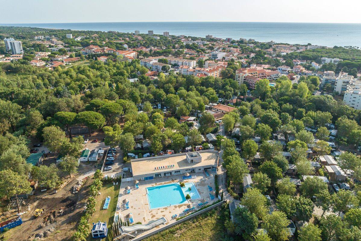 Campsite Les Pins, France, Languedoc Roussillon, Argelès sur Mer