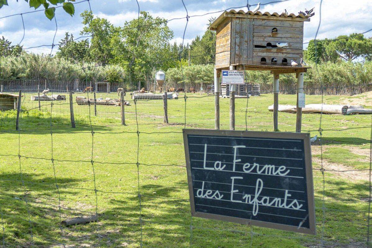 Campsite Les Fontaines, France, Languedoc Roussillon, Canet-en-Roussillon