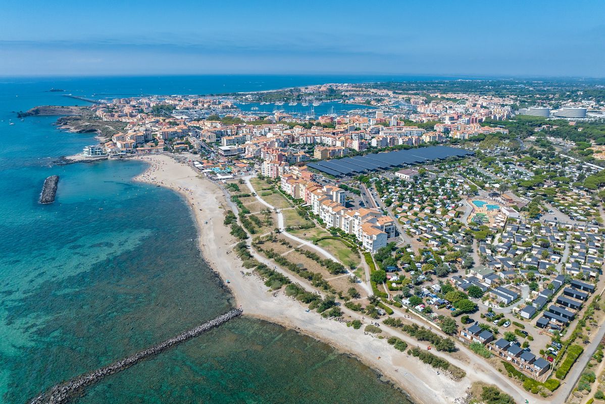 Camping Camping de la Clape Village - Cap D'Agde - Languedoc Roussillon ...