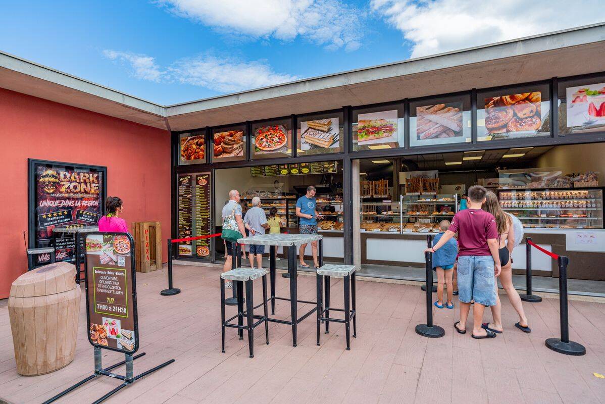 Campsite Les Méditerranées - Beach Garden, France, Languedoc Roussillon, Marseillan