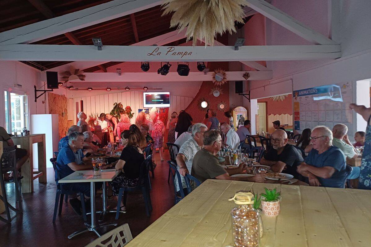 Campsite Camping Le Roussillon, France, Languedoc Roussillon