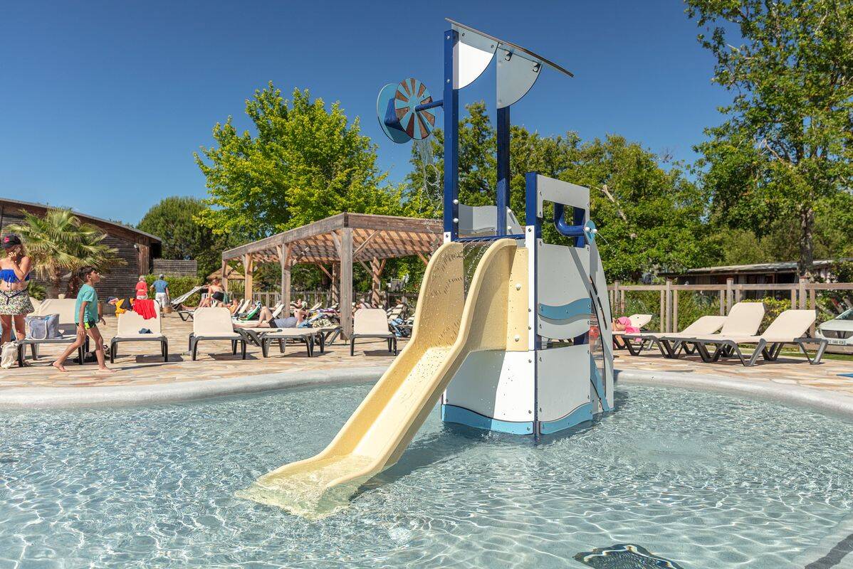 2024 : l'espace aquatique a été rénové pour plus de divertissements ! - Camping Mayotte Vacances, France, Les Landes, Biscarrosse