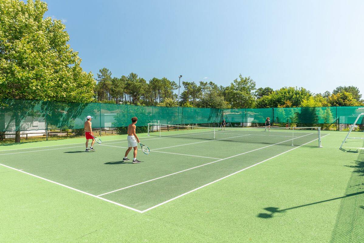 Campsite Les Vignes, France, Landes, Lit-et-Mixe