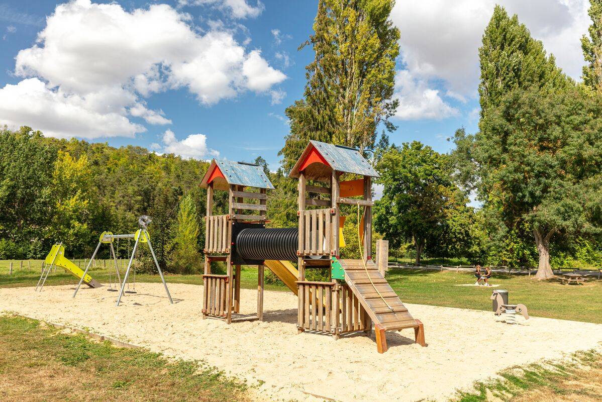 Campsite Les Fontaines, France, Normandy