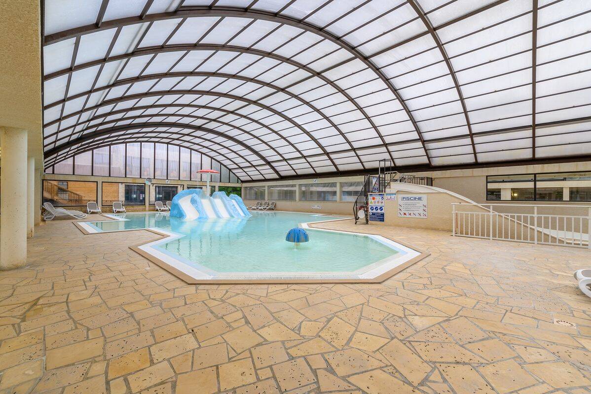 Campsite La Croix du Vieux Pont, France, Picardy, Berny-Rivière