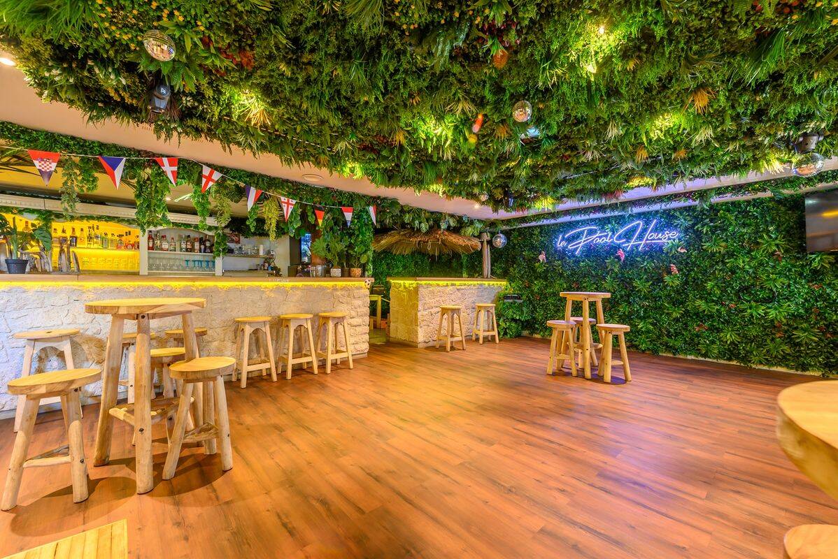 Campsite La Croix du Vieux Pont, France, Picardy, Berny-Rivière