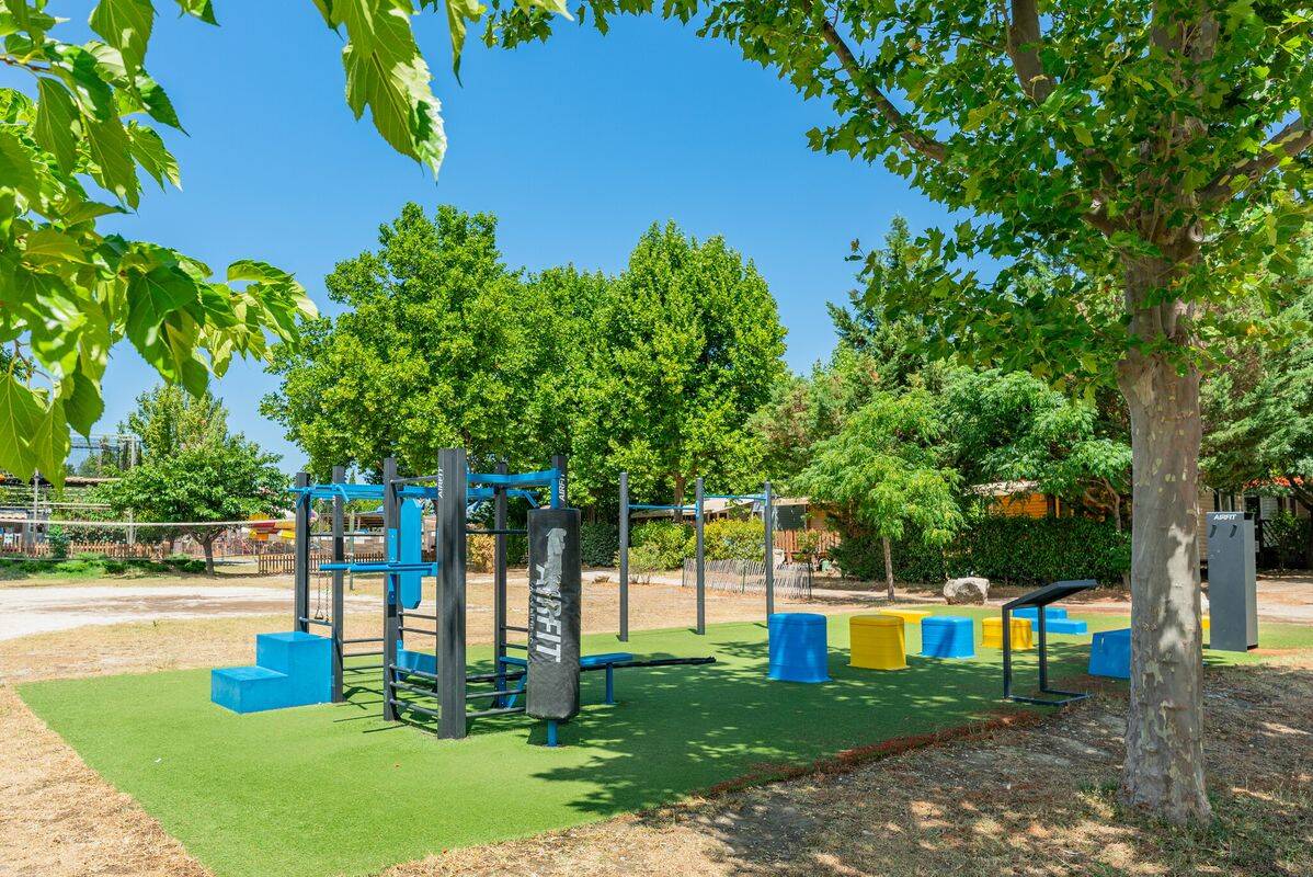 Campsite Le Val de Durance, France, Provence French Riviera, Cadenet